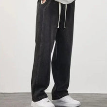 Load image into Gallery viewer, Men's loose straight jeans