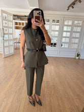 Load image into Gallery viewer, Dali Belted Flato Trouser Vest Suit
