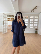 Load image into Gallery viewer, Diamon Buttoned Loose Muslin Dress
